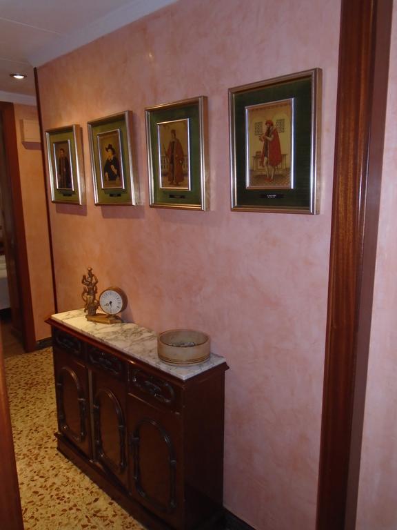 Hostal Fonda Galicia Cardedeu Eksteriør bilde