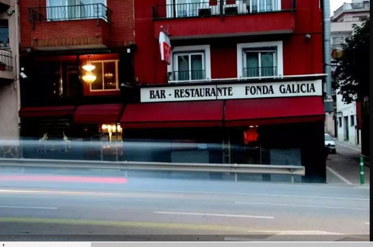 Hostal Fonda Galicia Cardedeu Eksteriør bilde